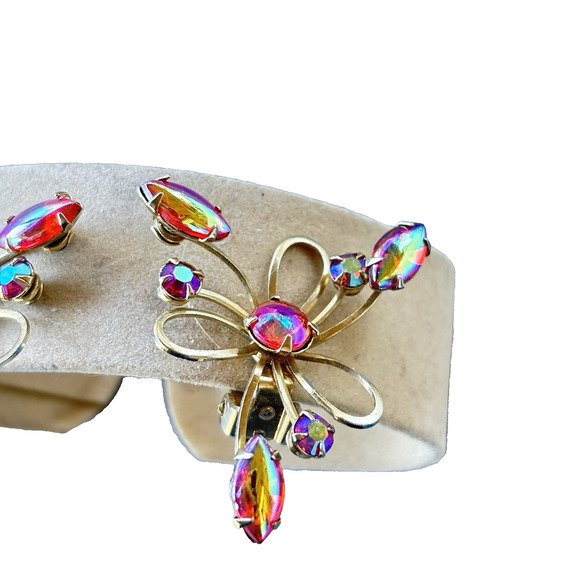 Vtg Pink Irridescent Aurora Borealis Prong Set Clip On Earrings Gold-tone - Picture 6 of 14